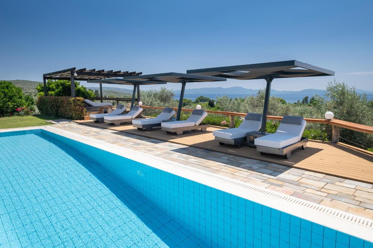 Iakovakis Suites & Spa Κορωπί Εξωτερικό φωτογραφία